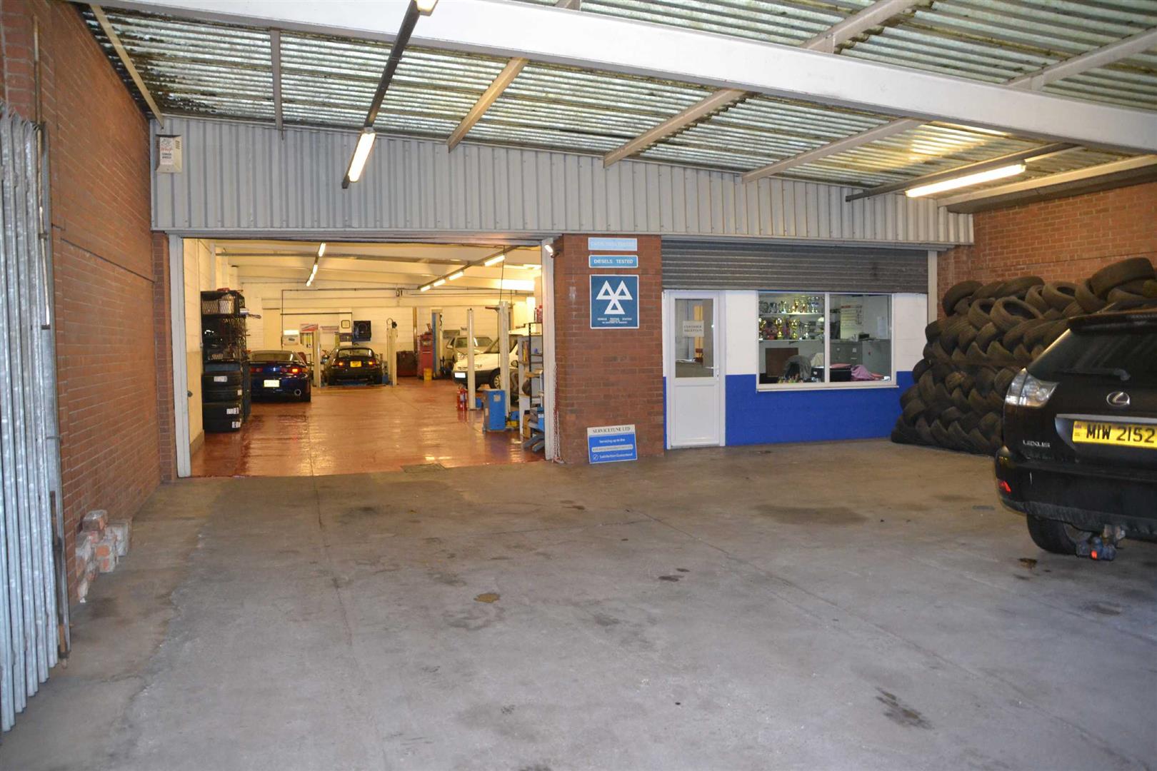Servicetune Ltd, 166 St Georges Road, Hull, HU3 3QE